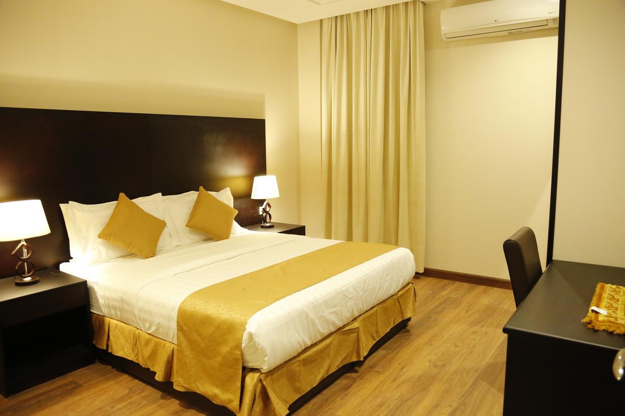 Flora Hotel Suite 2 فلورا2 للشقق المخدومة Эр-Рияд Экстерьер фото